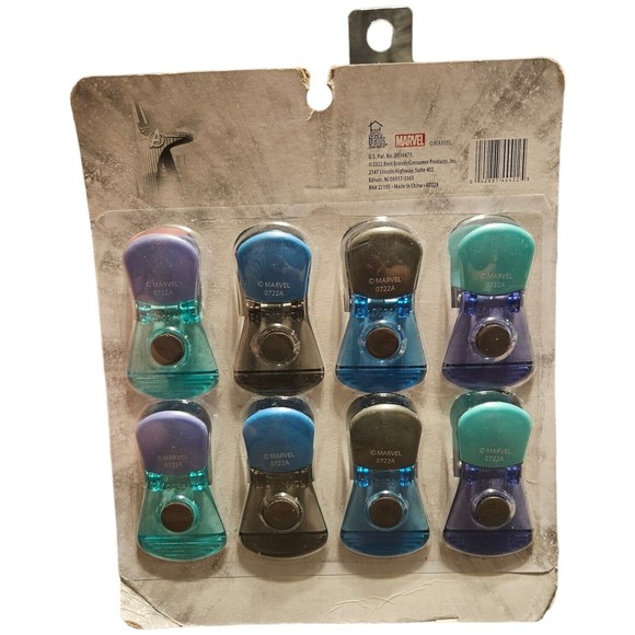 Marvel's Black Panther Wakanda Forever 8 Pack Magnetic Bag Clips NEW - Picture 2 of 2